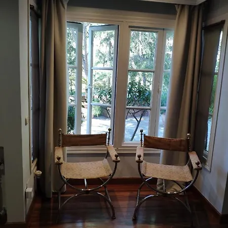 Bed and breakfast Antumalal (adults Only)