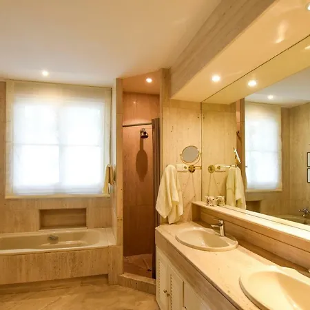 Bed and breakfast Antumalal (adults Only) 3*