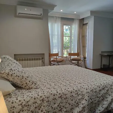 Bed and breakfast Antumalal (adults Only)